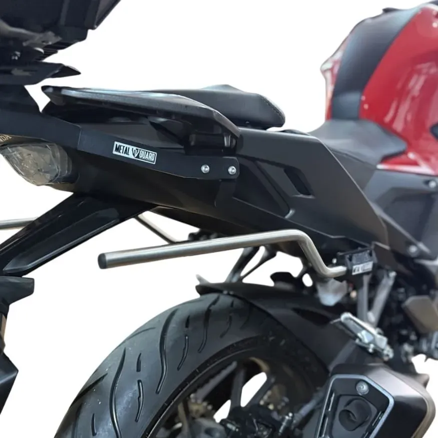[FHO1226493] PORTA ALFORJAS LIGERO HONDA CB300F TWISTER.webp
