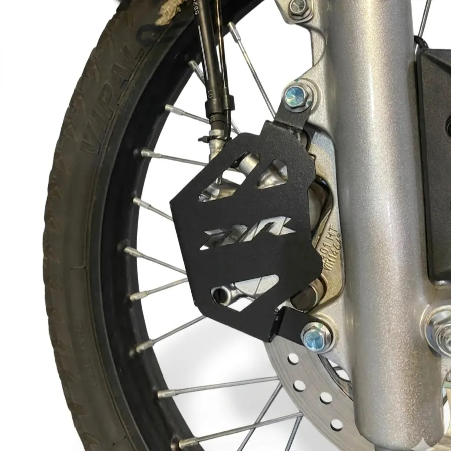 [PSU0525993] PROTECTOR CALIPER SUZUKI DR 150 (PLATEADO)