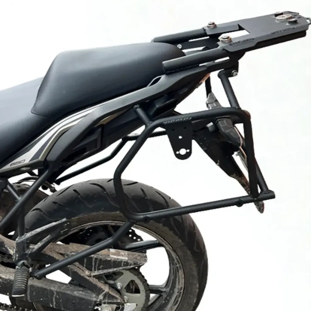 HERRAJE LATERAL KAWASAKI VERSYS 650 (2015 - 2024)